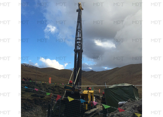 1250m गहराई 1800rpm कोर ड्रिलिंग रिग पोर्टेबल वाटर वेल ड्रिलिंग रिग